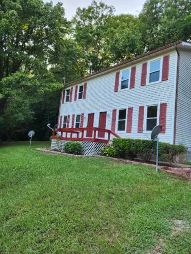 Main picture of 1860 Lowe St