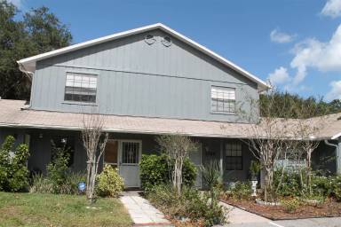 Main picture of 4583 Lighthouse Cir