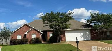 Main picture of 709 Clubhouse Dr