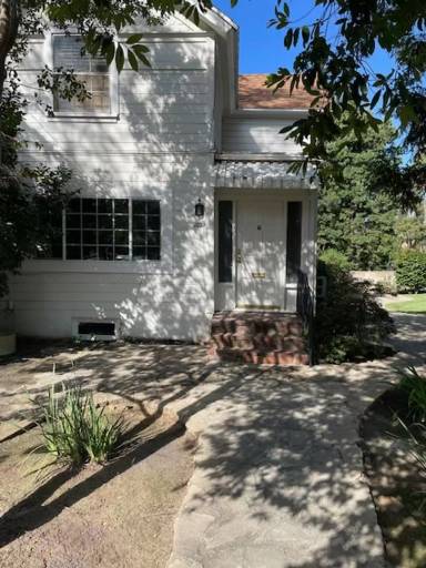 Main picture of 202 W Bennett 221 Vermont