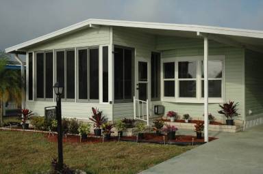 Main picture of 23 Kinsmen Dr
