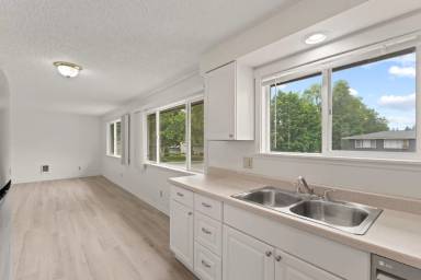 Main picture of 3223 N 7th St