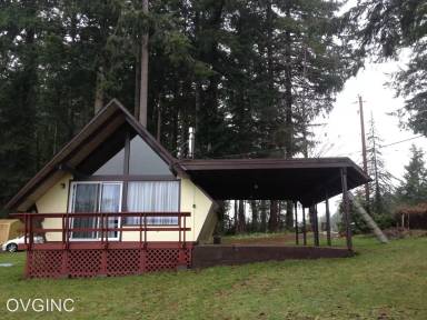 Main picture of 112 SE Bay East Dr
