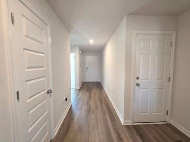 Main picture of 5581 Silverbell Dr
