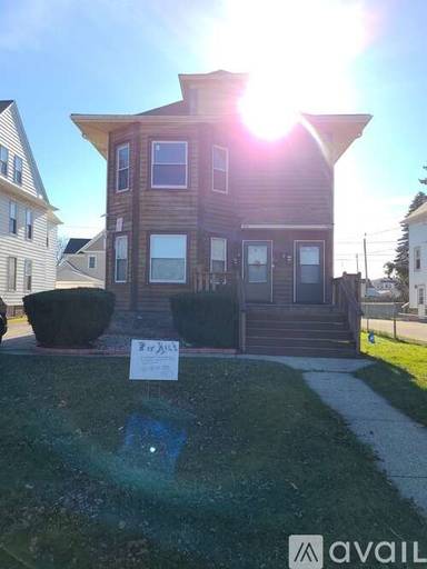 Main picture of 1909 60th St