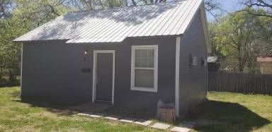 Main picture of 411 S Stockton St
