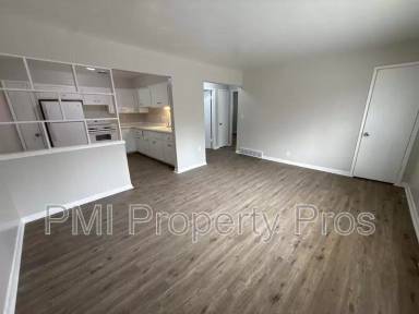 Main picture of 7701 W Hampton Ave