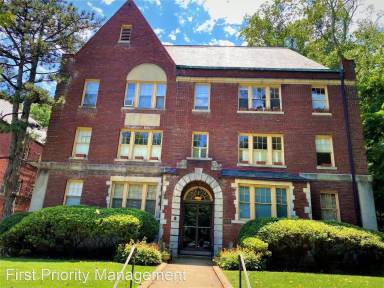 Main picture of 3028 Porter St NW