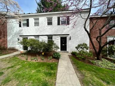 Main picture of 267 Beverly Rd