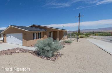 Main picture of 74698 Serrano Dr