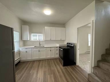 Main picture of 2519 Baker Ave