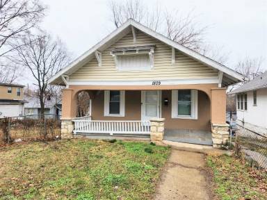 Main picture of 1809 Cypress Ave