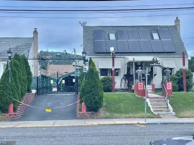 Main picture of 347 Chamberlain Ave