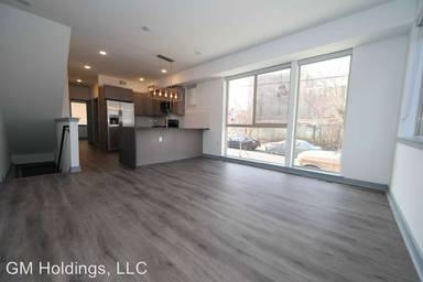 Main picture of 413 W Berks St