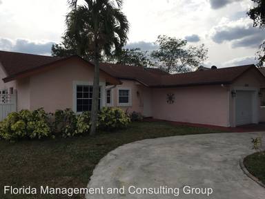 Main picture of 9232 Edgemont Ln