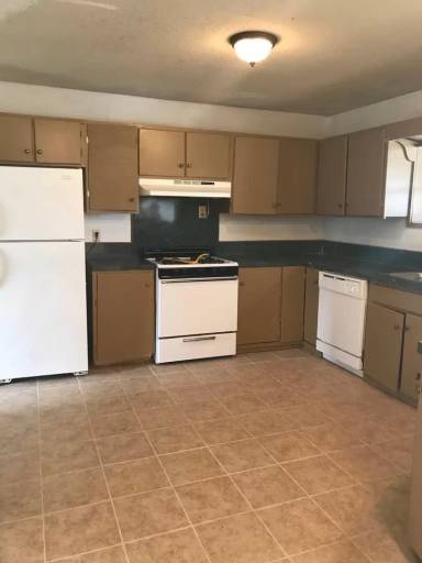 Main picture of 617 N Bowie Dr