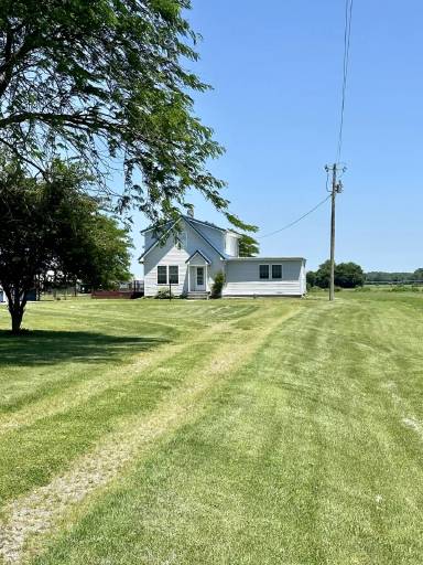 Main picture of 446 Fox Hunters Rd