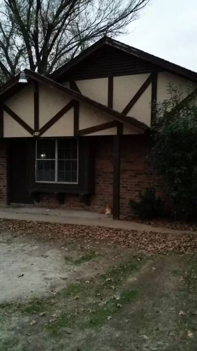 Main picture of 813 N Avenue A