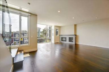 Main picture of 170 Clipper St