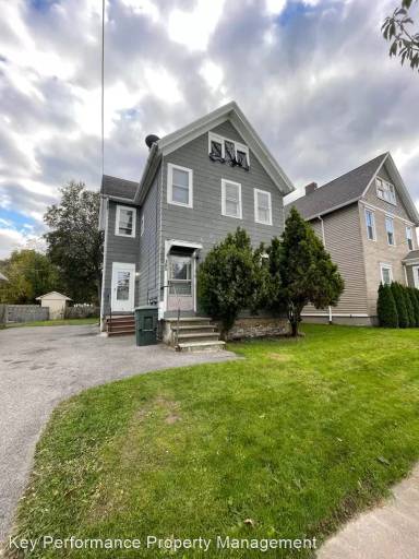 Main picture of 105 Fernwood Ave