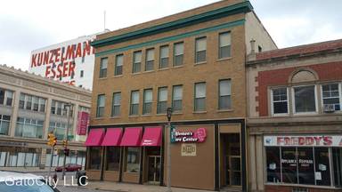 Main picture of 632 W Historic Mitchell St