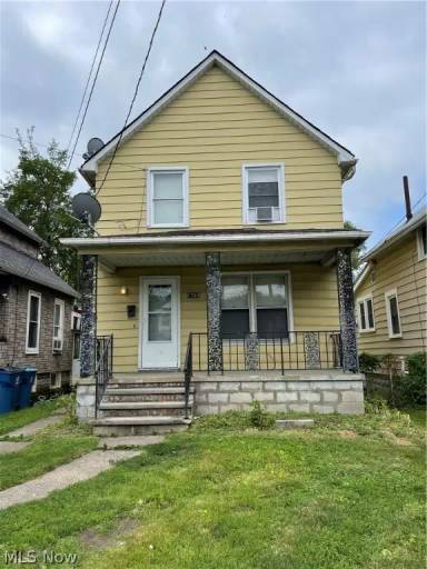 Main picture of 1744 Oakdale Ave