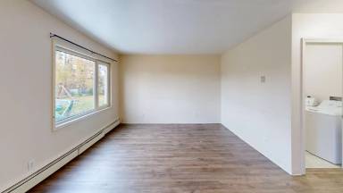 Main picture of 1600 24th Ave
