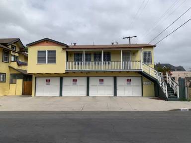 Main picture of 1567 W 27th St