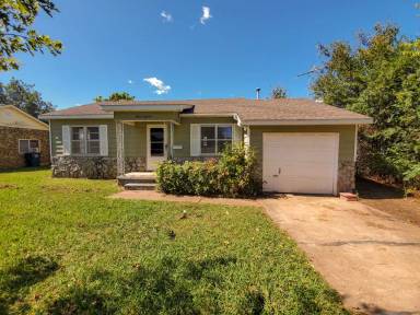 Main picture of 1518 N Tucker Ave