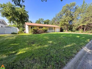 Main picture of 3125 Shaffer St