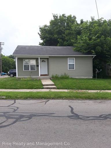 Main picture of 120 S Cherry St