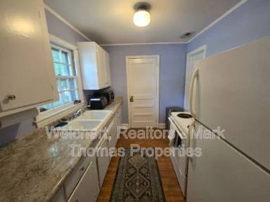 Main picture of 1801 Forest Rd