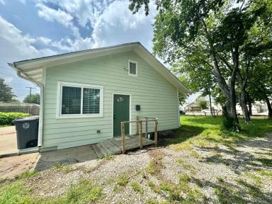 Main picture of 119 N Atlanta Pl