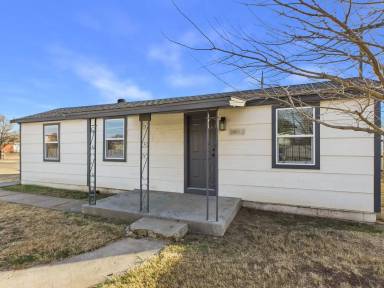 Main picture of 3412 NE 16th Ave