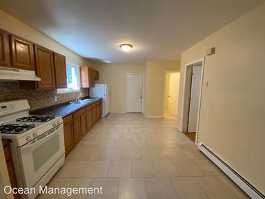 Main picture of 20 Button St