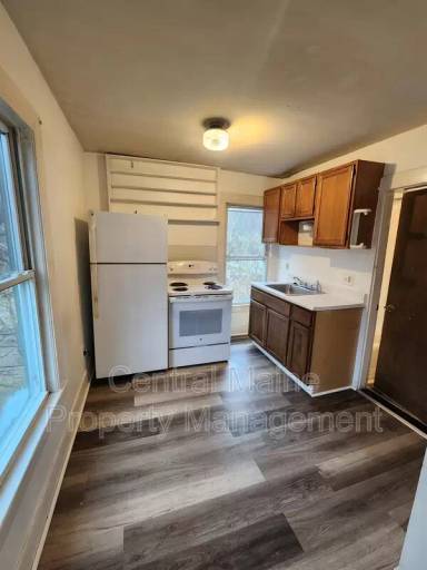 Main picture of 60 Spring St