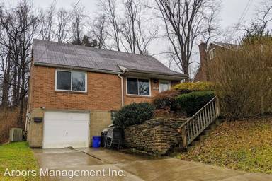 Main picture of 120 Key Dr