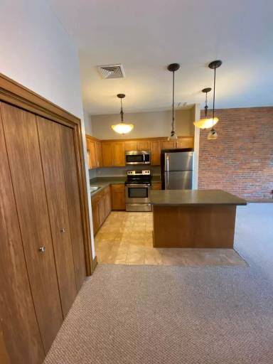 Main picture of 108 N Main St
