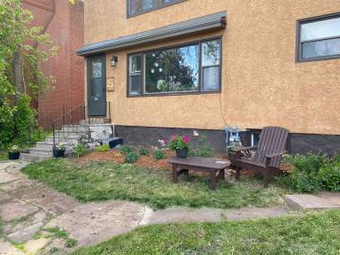 Main picture of 1815 Jefferson St
