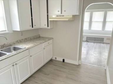Main picture of 1113 Laurel Ave