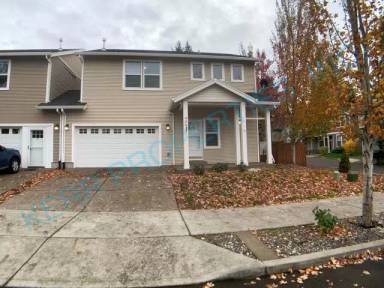Main picture of 408 NE 141st Pl