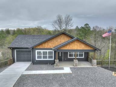 Main picture of 64 Walnut Trce