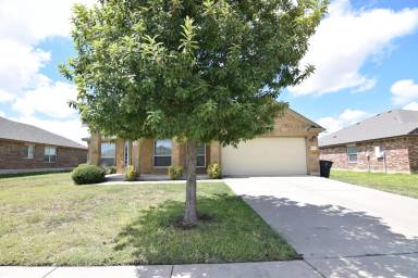 Main picture of 9309 Zayden Dr