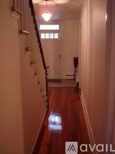 Main picture of 106 S Main St