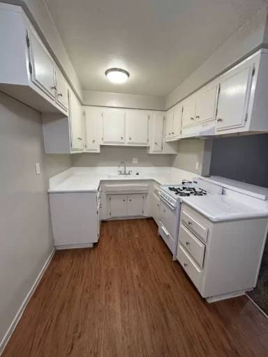 Main picture of 15531 Belshire Ave