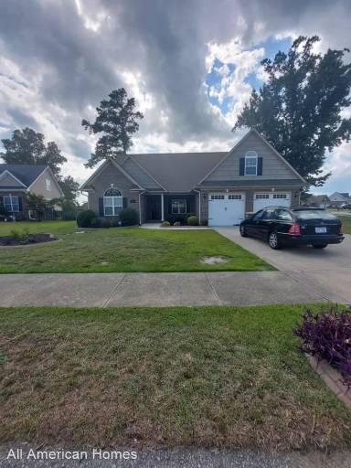 Main picture of 110 Webster Pl