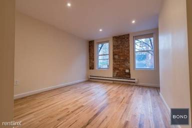 Main picture of 484 W Broadway