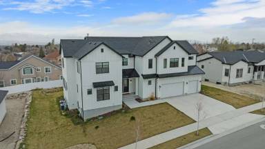 Main picture of 7862 S Danish Pine Ln