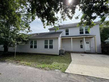 Main picture of 3701 Derbigny St