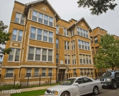 Main picture of 4737-39 Ingleside